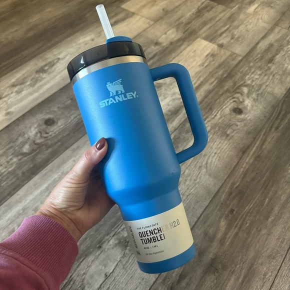 Stanley 40 oz Quencher H2.0 Tumbler Azure Blue - Picture 1 of 9